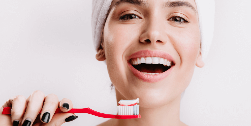 Igiene orale: 5 segreti per denti puliti e gengive sane